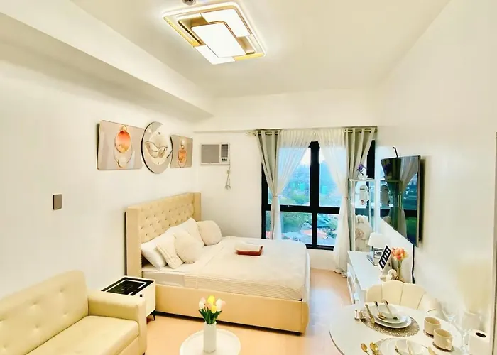 Mikata Haven Staycation Vinia Hotel *